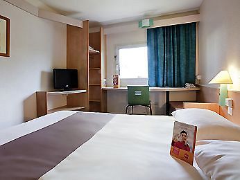 ibis HyÃ¨res Centre