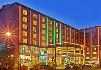 Holiday Inn Hotel & Suites Vancouver Downtown