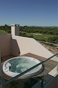 Vale do Lobo Resort