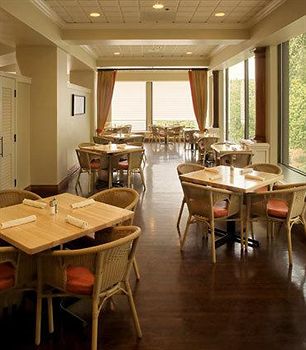 Crowne Plaza Charlotte Executive Park