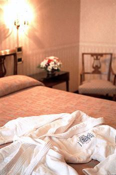 Hotel Astra Ferrara