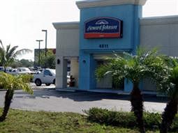 Howard Johnson Inn Fort Myers
