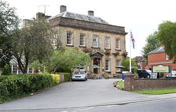 The Manor Hotel