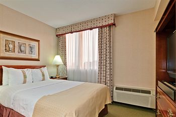 Holiday Inn Toronto - Mississauga