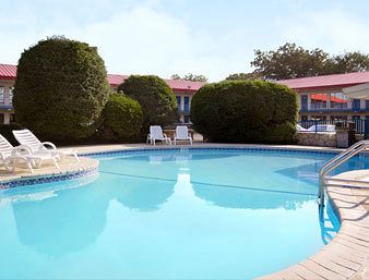 Days Inn South Fort Worth