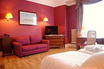Hotel Carlton