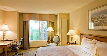 DoubleTree by Hilton Ontario Airport