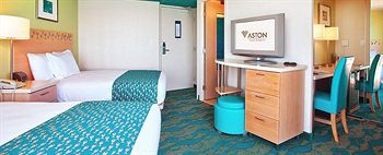 Aston Waikiki Circle Hotel