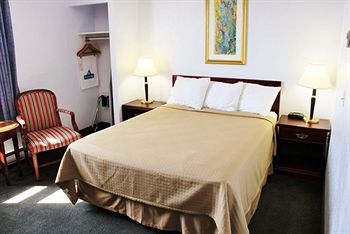 Travelodge Hotel Calgary Airport