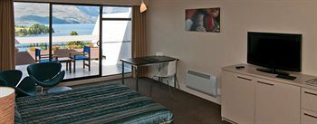 Copthorne Hotel & Apartments Queenstown Lakeview