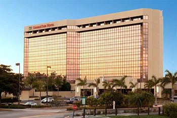 DoubleTree by Hilton Miami Airport & Convention Center