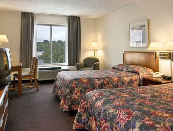 Super 8 Indpls/NW/College Park Area IN