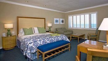 Naples Beach Hotel and Golf Club
