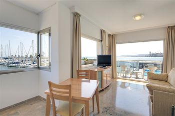 Port Sitges Resort