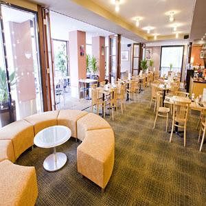 Mounts Bay Waters Apartment Hotel