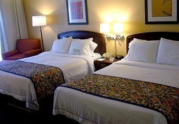 Courtyard by Marriot Memphis East/Bill Morris Parkway