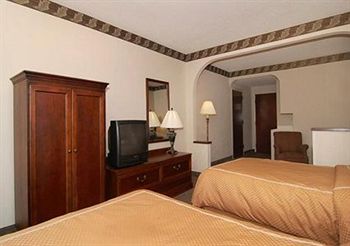 Comfort Suites University Area