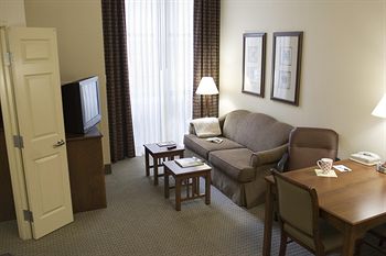Staybridge Suites Memphis - Poplar Ave East