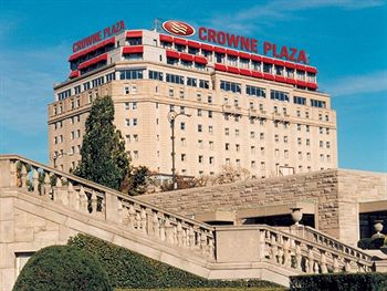 Crowne Plaza Niagara Falls Fallsview