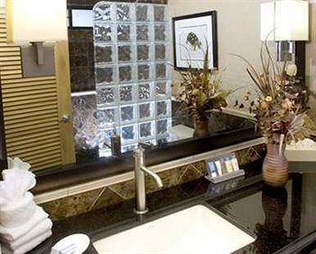 DoubleTree by Hilton Tucson - Reid Park