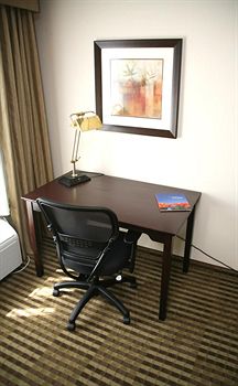 Best Western Plus Tucson Int'l Airport Hotel & Suites