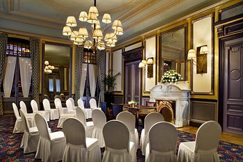Hotel Des Indes, a Luxury Collection Hotel