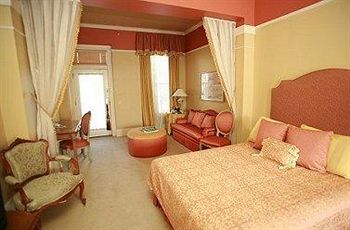 The Fairmount Hotel