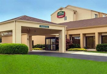 Courtyard by Marriott Charlotte University Research Park