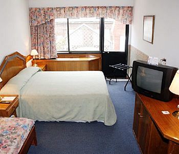 Art Deco Hotel And Suites