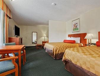 Travelodge Anaheim Inn and Suite on Disneyland Drive