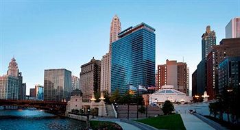 Wyndham Grand Chicago Riverfront