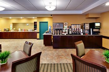Country Inn & Suites By Carlson, Niagara Falls, ON