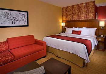 Courtyard by Marriott Phoenix Airport