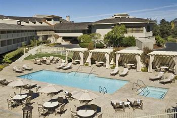 Hilton Garden Inn Monterey