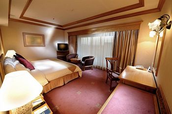 Riverside Majestic Hotel