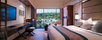Shangri-La's Mactan Resort & Spa