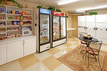 Candlewood Suites Dallas-By The Galleria