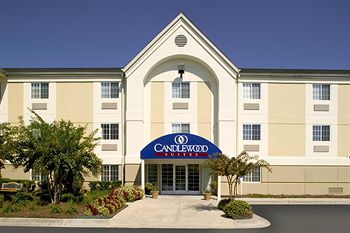 Candlewood Suites Park Central
