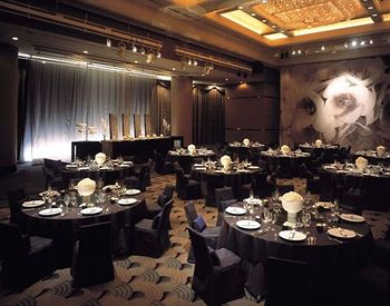 Hyatt Regency Osaka