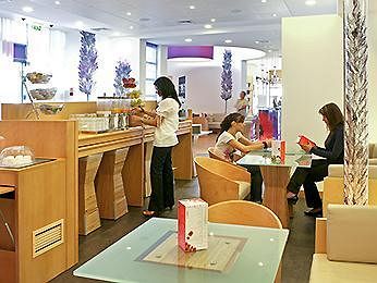 Ibis Evora