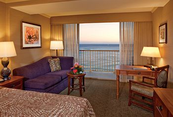 The Outrigger Reef on the Beach