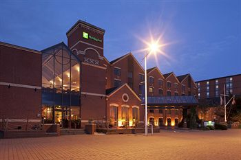 Holiday Inn Lincoln