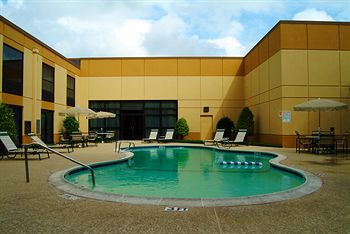 Best Western Plus Dallas Hotel & Conference Center