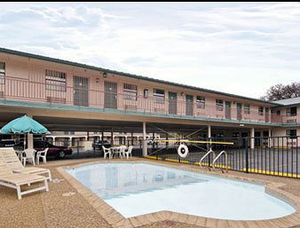 Days Inn University Downtown