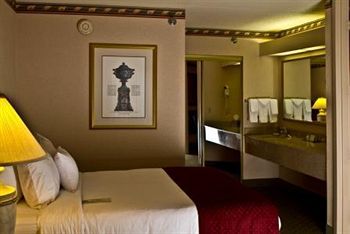 DoubleTree Suites by Hilton Nashville Airport