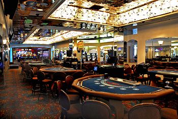 Radisson Ambassador Plaza Hotel & Casino