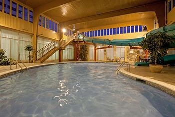 Crowne Plaza Montreal Airport