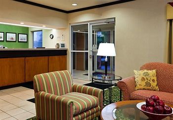 Fairfield Inn and Suites by Marriott Indianapolis Airport