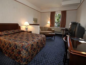 Travelodge London South