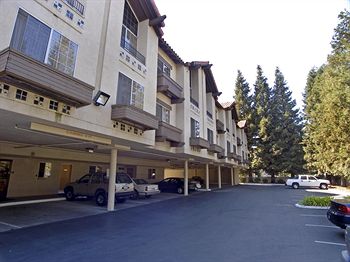 Best Western Airport Plaza